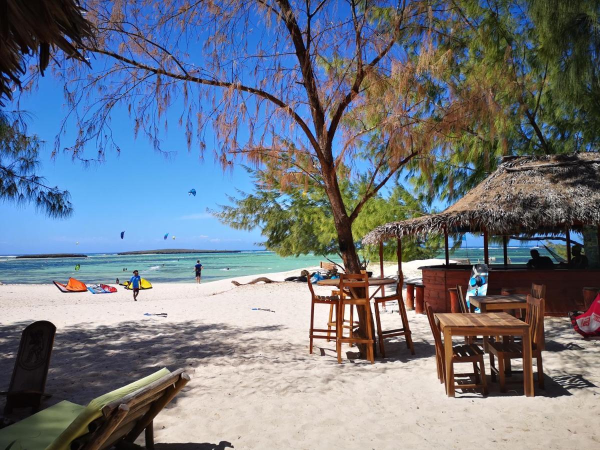 Ocean Lodge Kite & Windsurf Antsiranana Buitenkant foto