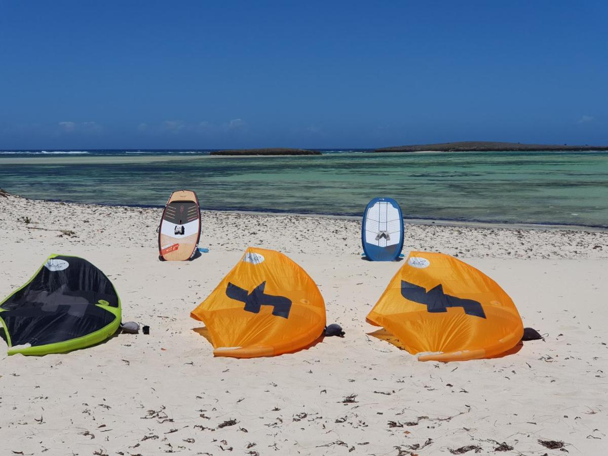 Ocean Lodge Kite & Windsurf Antsiranana Buitenkant foto